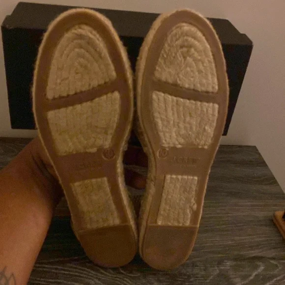 New J Crew women’s espadrilles - Picture 6 of 7